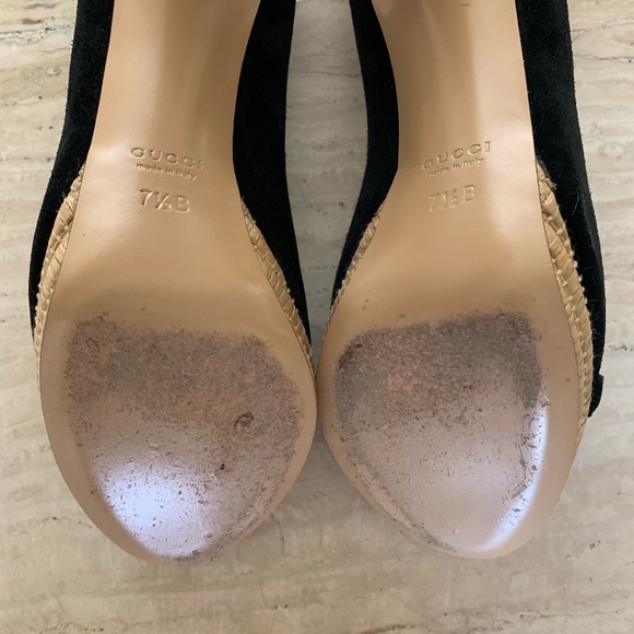 Gucci Rattan and Suede Peep-toe Pumps - Picture 4 of 5